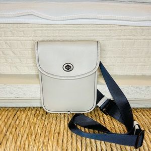 Coach SLIM TURNLOCK CROSSBODY